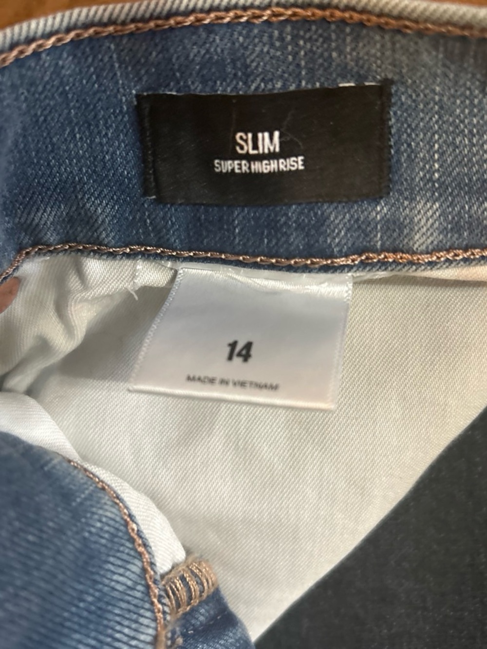 Express Light Blue Jeans - Classic Straight Fit - Picture 5 of 5
